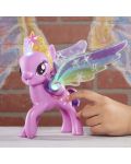 Детска играчка Hasbro My Little Pony - Twilight Sparkle, с цветни крила - 6t