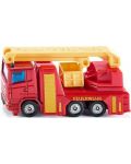 Детска играчка Siku - Пожарен камион с подвижно рамо - 2t