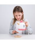 Детска дървена играчка Bigjigs - Кухненска кана, розова - 3t