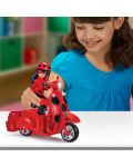 Детска играчка Playmates Miraculous - Трансформиращ се скутер с Калинка - 9t