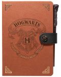 Комплект тефтер и химикалка Erik Movies: Harry Potter - Hogwarts, формат A5 - 1t