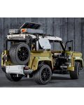 Конструктор LEGO Technic - Land Rover Defender (42110) - 4t