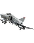 Сглобяем модел Revell Военни: Самолети - F-4 Phantom - 2t