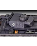Сглобяем модел Revell Pazer III  "Светът на танковете" - 5t