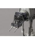 Сглобяем модел Revell Космически: Star Wars - AT-AT - 2t