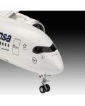 Сглобяем модел Revell Съвременни: Самолети - Airbus A350-900 Lufthansa New Livery - 4t