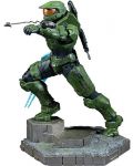 Статуетка Dark Horse Games: Halo Infinite - Master Chief with Grappleshot, 26 cm - 2t