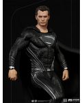 Статуетка Iron Studios DC Comics: Justice League - Black Suit Superman, 30 cm - 7t