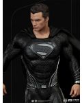 Статуетка Iron Studios DC Comics: Justice League - Black Suit Superman, 30 cm - 9t