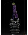 Статуетка Iron Studios DC Comics: Batman - The Joker (The Dark Knight) (Deluxe Version), 30 cm - 6t