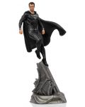 Статуетка Iron Studios DC Comics: Justice League - Black Suit Superman, 30 cm - 1t