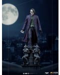 Статуетка Iron Studios DC Comics: Batman - The Joker (The Dark Knight) (Deluxe Version), 30 cm - 11t
