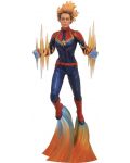 Статуетка Diamond Select Marvel: Captain Marvel - Binary Power, 28 cm - 1t