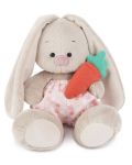 Плюшена играчка Budi Basa - Зайка Ми, бебе, с розови панталонки и морков, 15 cm - 1t