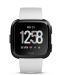 Смарт часовник Fitbit -Versa, черен, бяла силиконова каишка - 2t