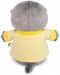 Плюшена играчка Budi Basa - Коте Басик, бебе, с жълто яке, 20 cm - 3t