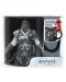 Чаша с термо ефект ABYstyle Games: Assassin's Creed - Group, 460 ml - 3t