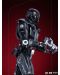 Статуетка Iron Studios Television: The Mandalorian - Dark Trooper, 24 cm - 5t