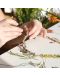 Творчески комплекти Kikkerland Huckleberry - Направи огърлица от цветя - 6t