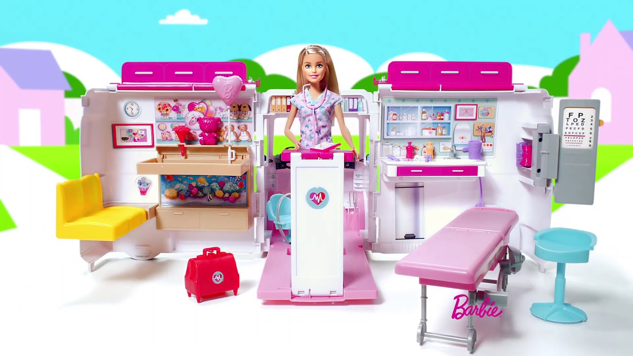 Игрален комплект Mattel Barbie - Мобилна клиника с линейка