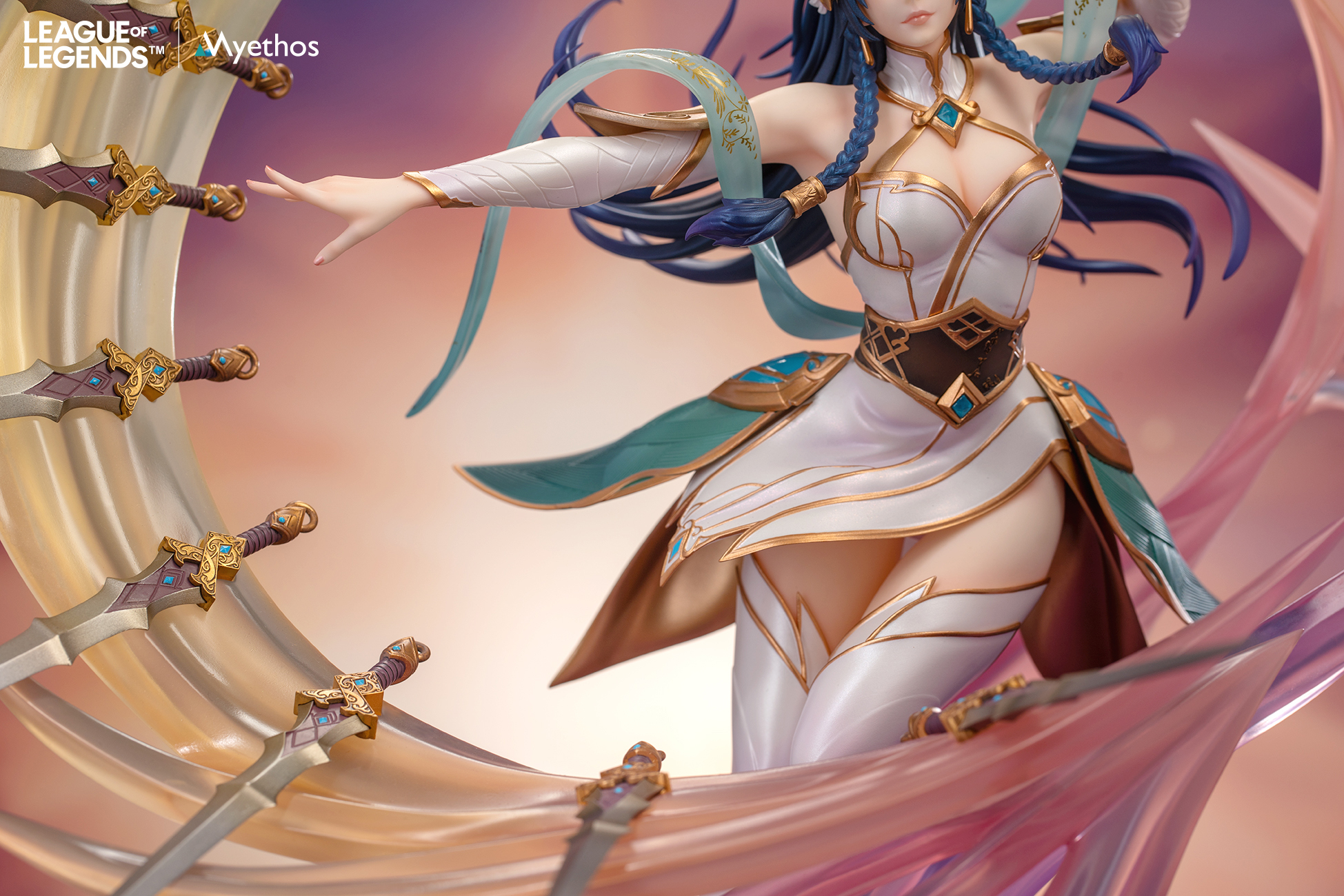 Статуетка Myethos Games: League of Legends - Divine Sword Irelia, 34 cm