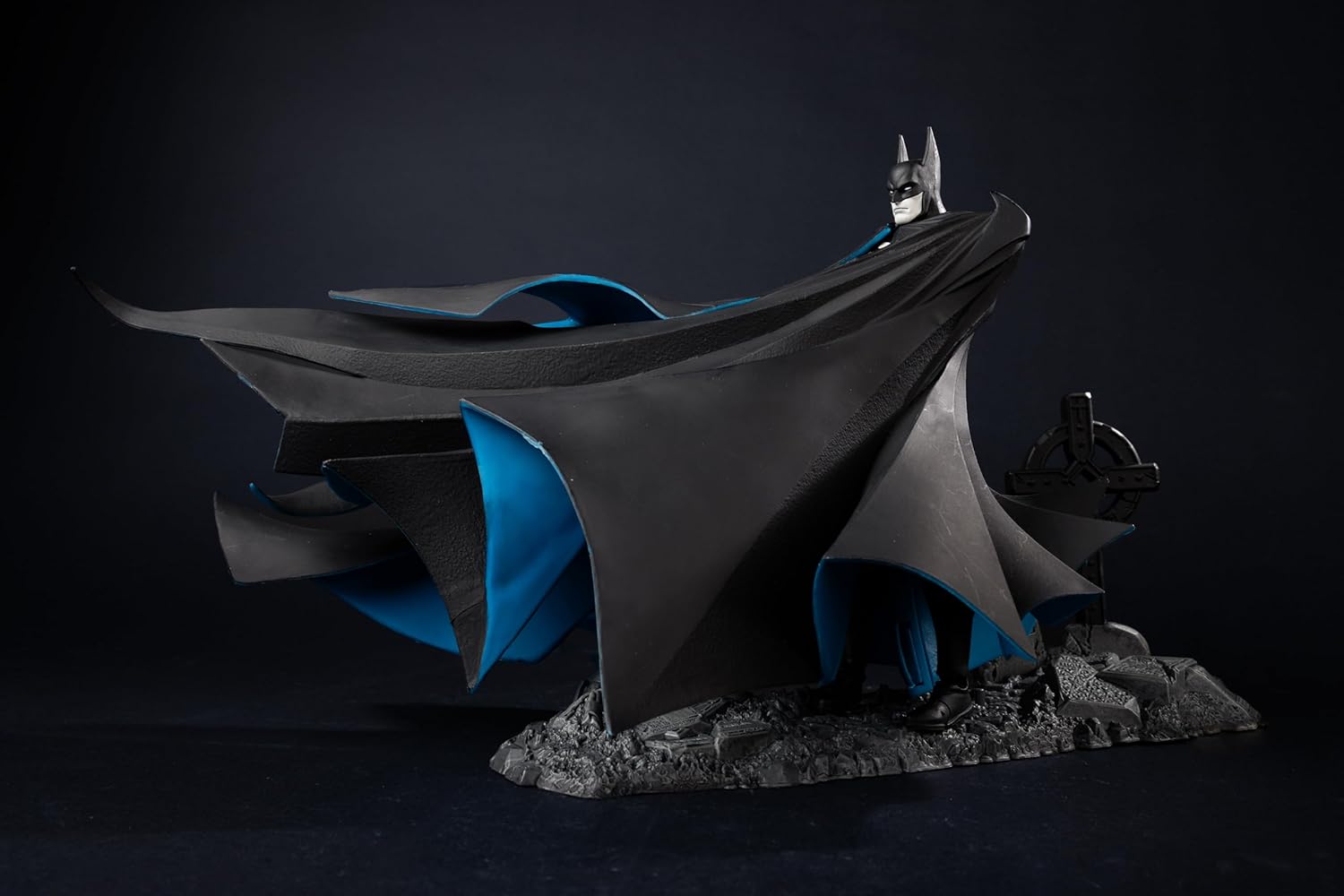 Екшън фигура McFarlane DC Comics: DC Multiverse - Batman (Batman: Year Two) (Gold Label), 18 cm