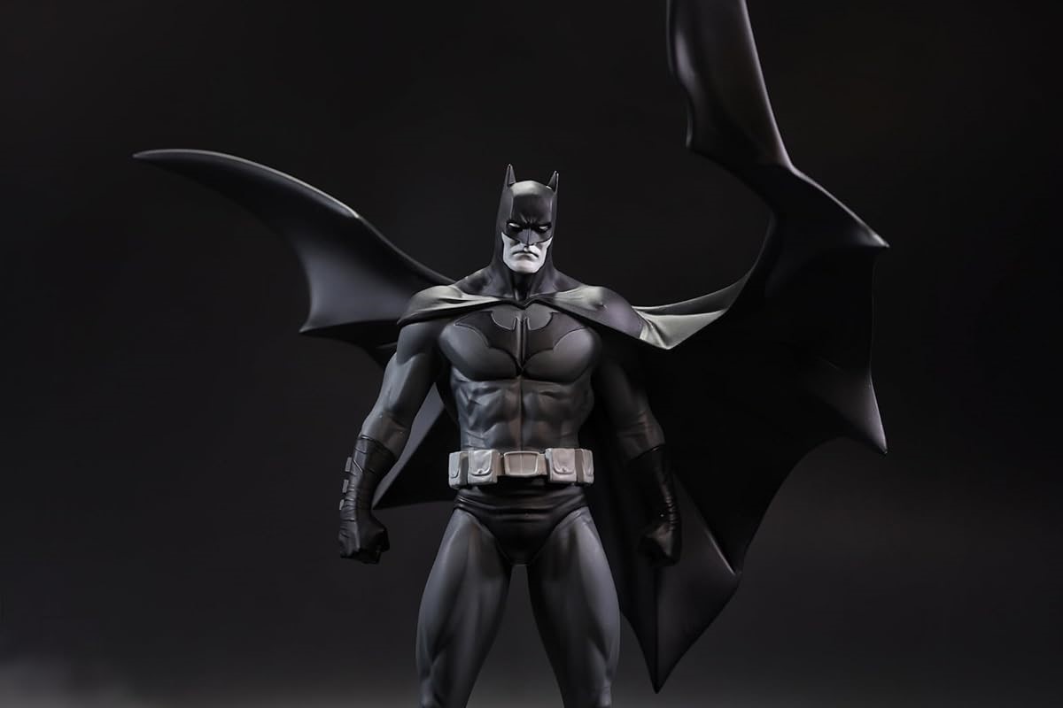 Статуетка McFarlane DC Comics: Batman - Batman (Black & White) (DC Direct) (By Jorge Jimenez)