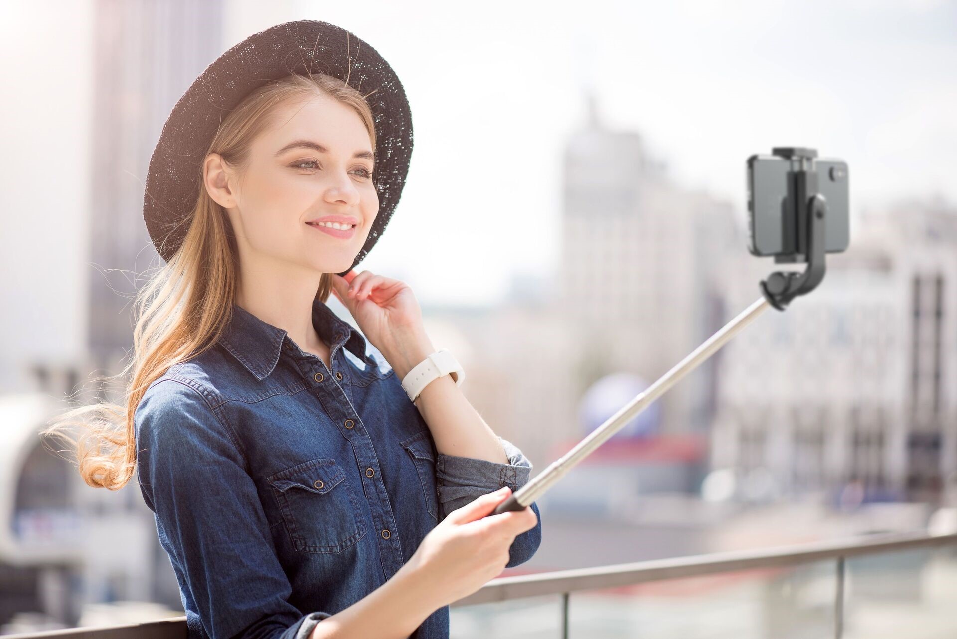 Selfie stick and tripod Cellularline Freedom Bluetooth black