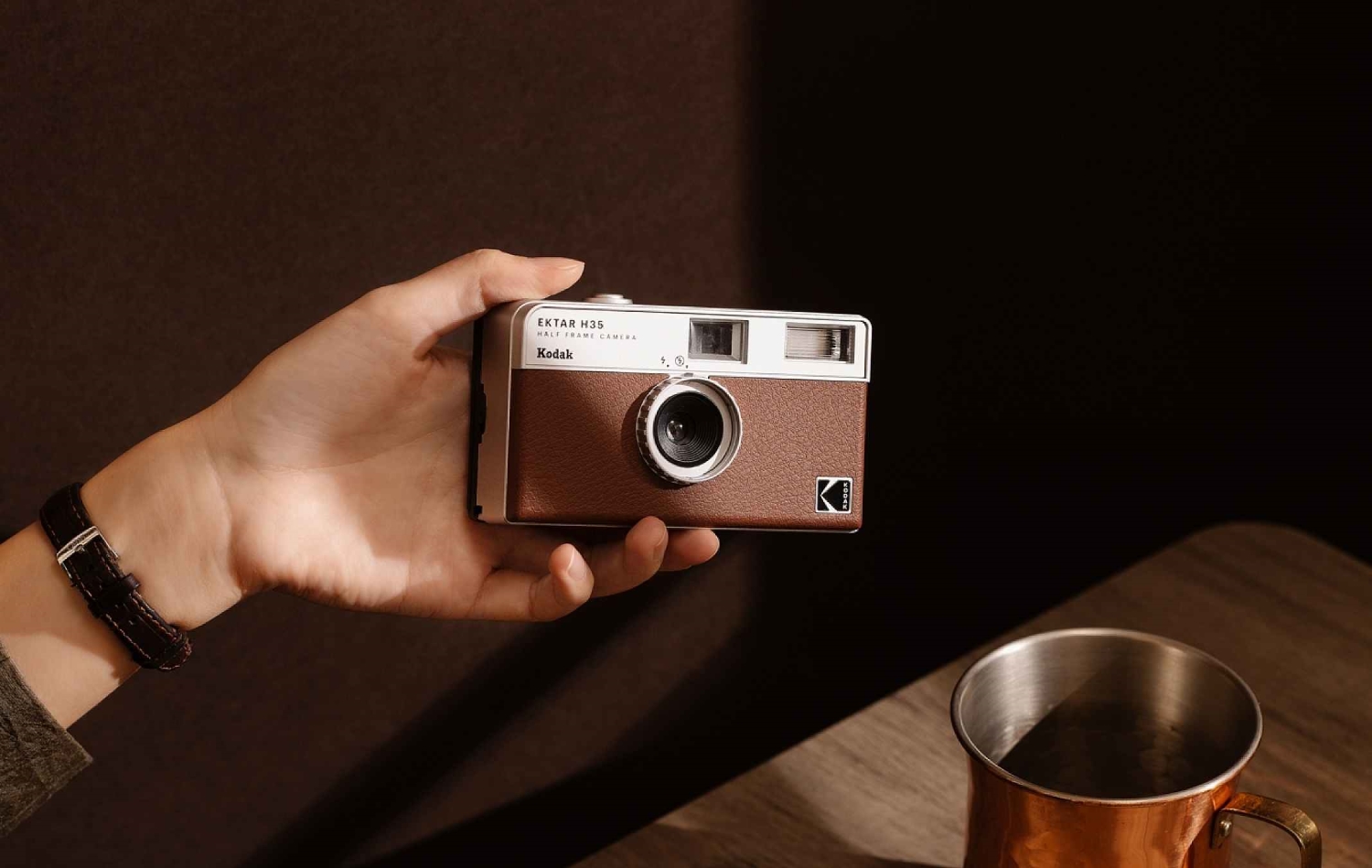  Compact camera Kodak Ektar H35 35mm Half Frame Brown