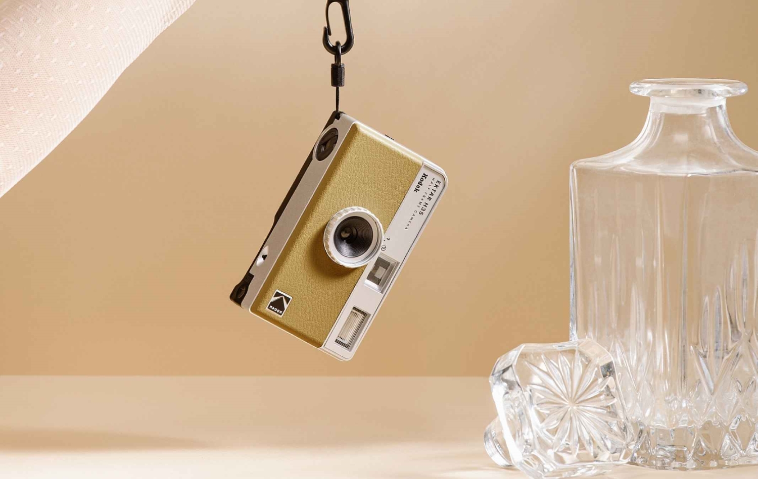  Compact camera Kodak Ektar H35 35mm Half Frame Sand